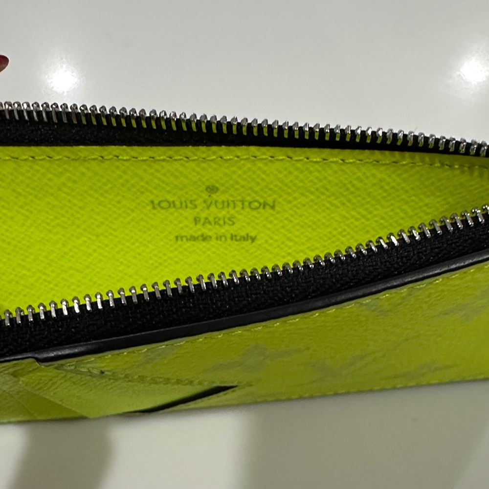 Louis Vuitton Fluorescent Yellow Card Wallet - Picture 5 of 6